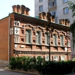 Здание на улице Ядринцевской
