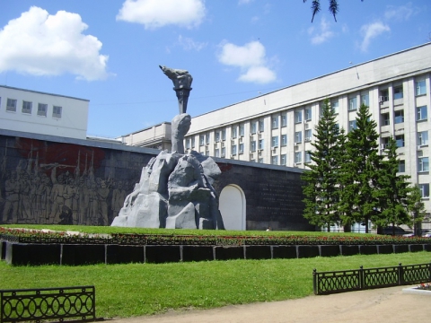 сквер героев революции в новосибирске его история. Смотреть фото сквер героев революции в новосибирске его история. Смотреть картинку сквер героев революции в новосибирске его история. Картинка про сквер героев революции в новосибирске его история. Фото сквер героев революции в новосибирске его история