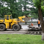 Парк возле Новосибирского государственного академического театра оперы и балета